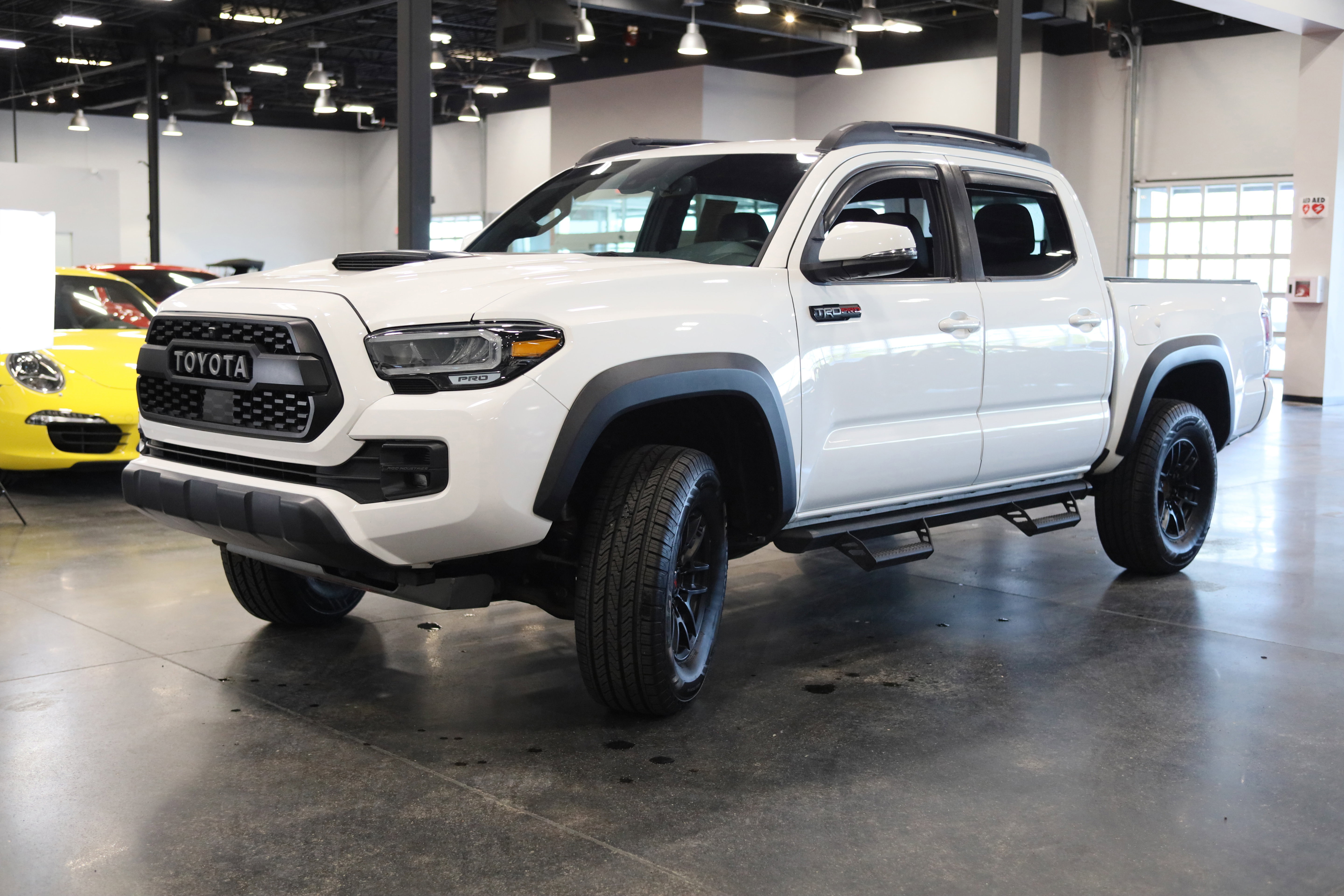 Used 2021 Toyota Tacoma TRD Pro AWD/4WD image 3