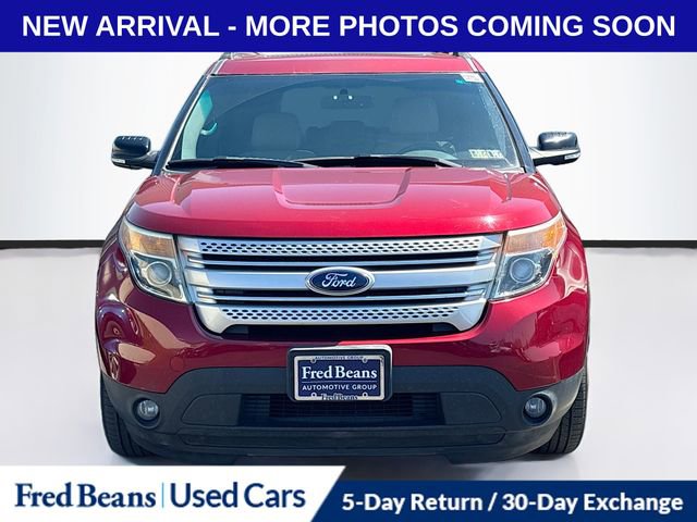 Used 2015 Ford Explorer XLT w/ Equipment Group 202A image 2
