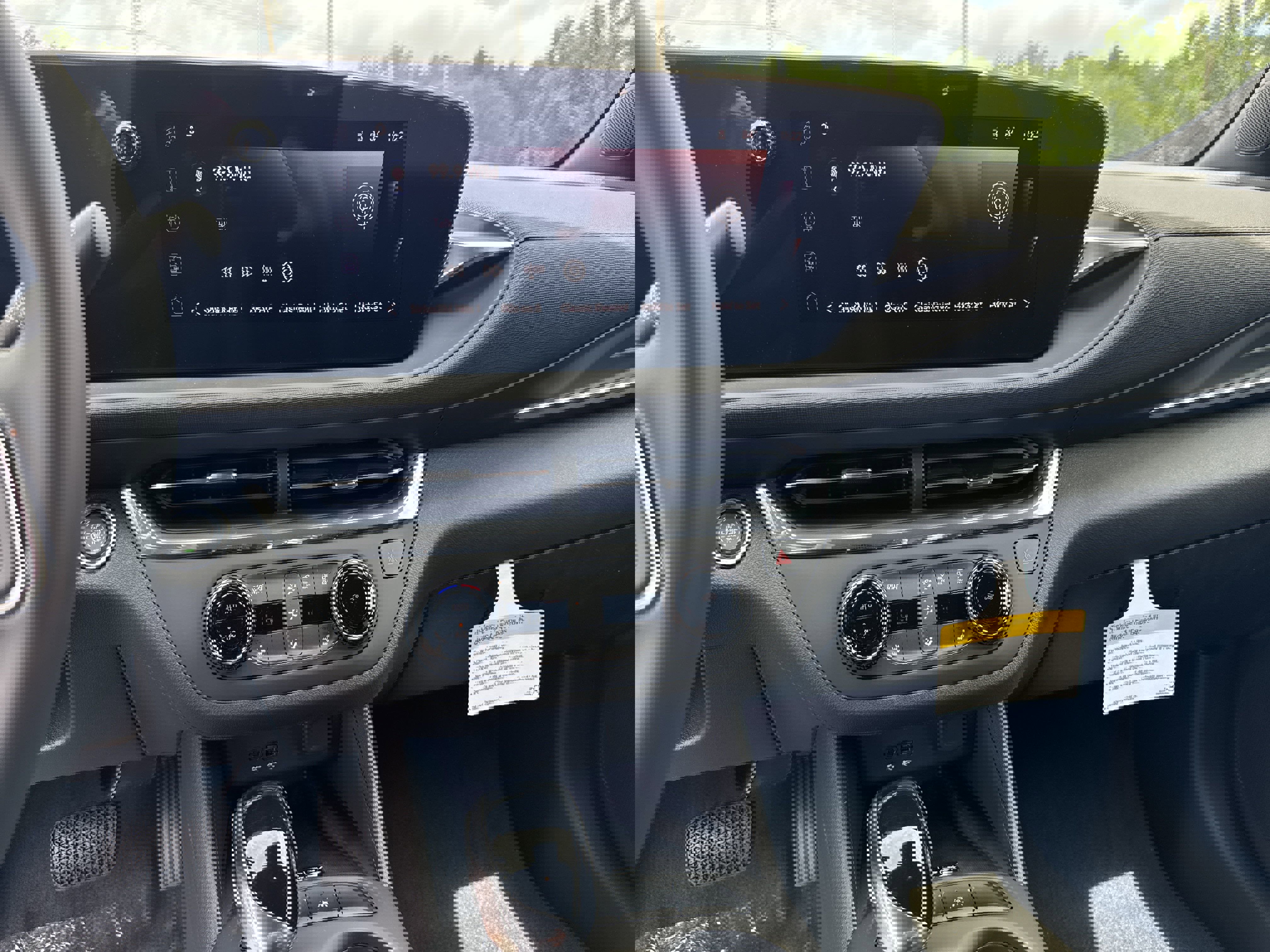 New 2025 Buick Envista Preferred w/ Convenience I Package image 16