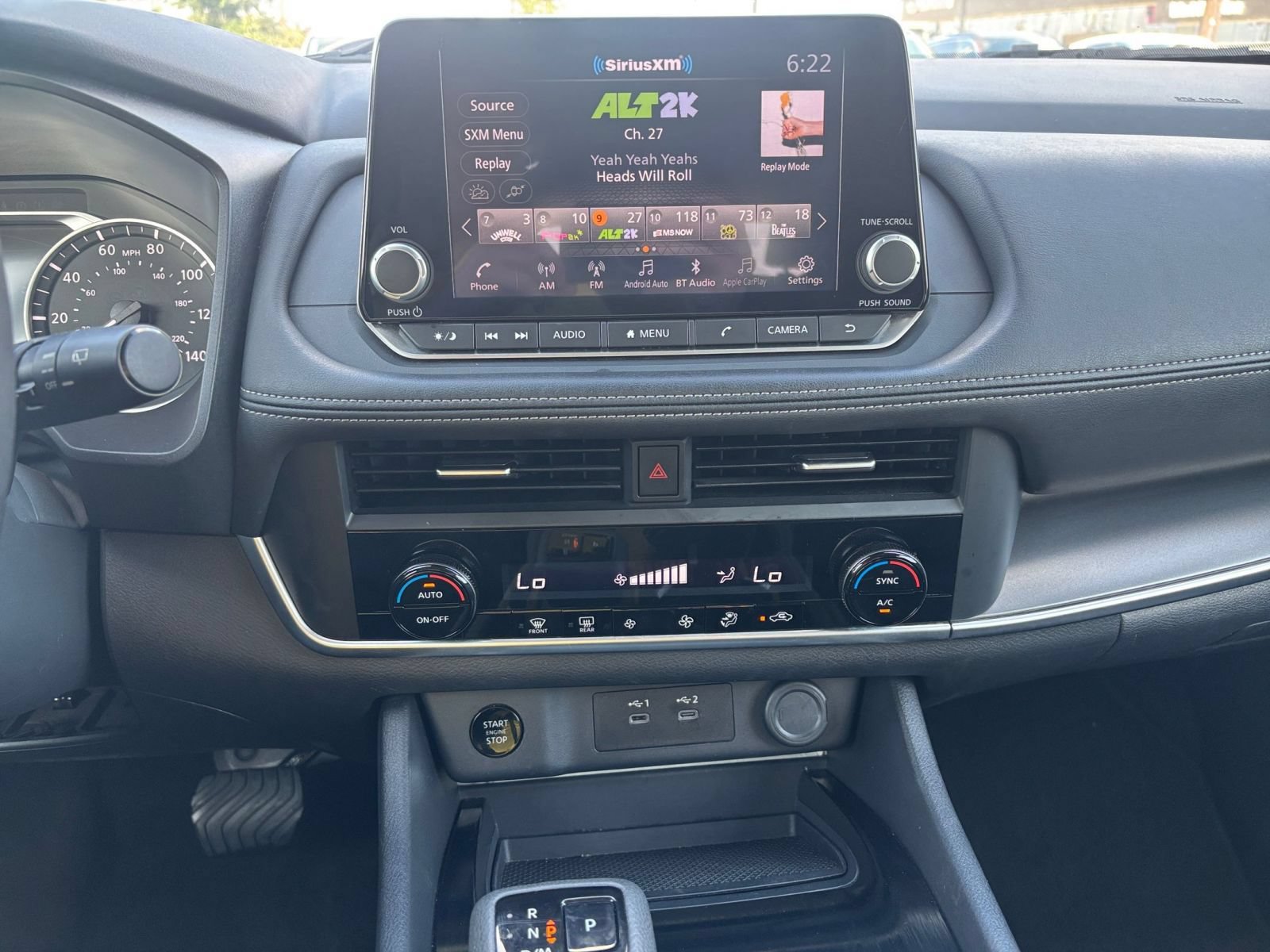Used 2025 Nissan Rogue SV AWD/4WD image 17