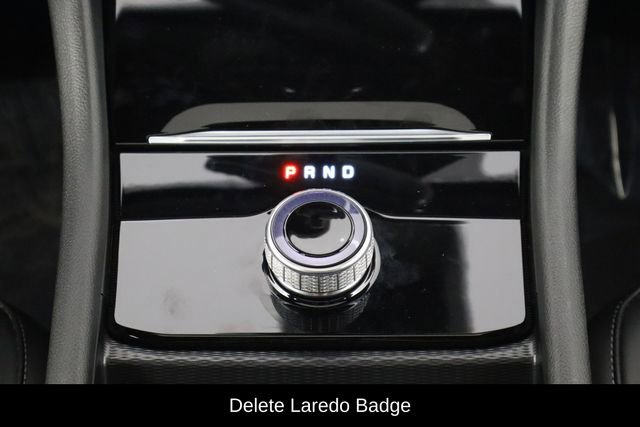 Used 2024 Jeep Grand Cherokee Altitude RWD image 13