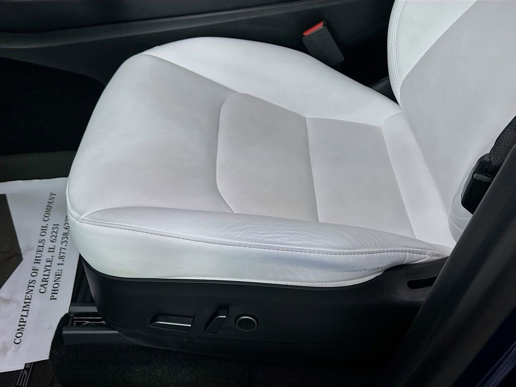 Used 2022 Tesla Model Y Performance image 20