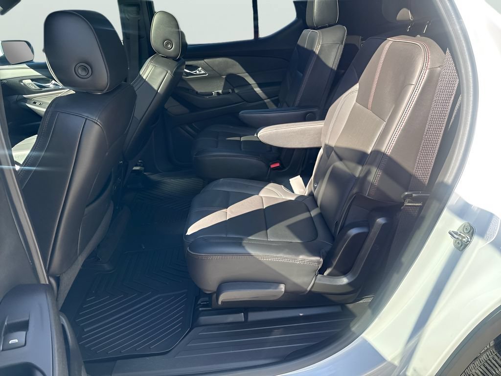 Used 2022 Chevrolet Traverse RS AWD/4WD image 9