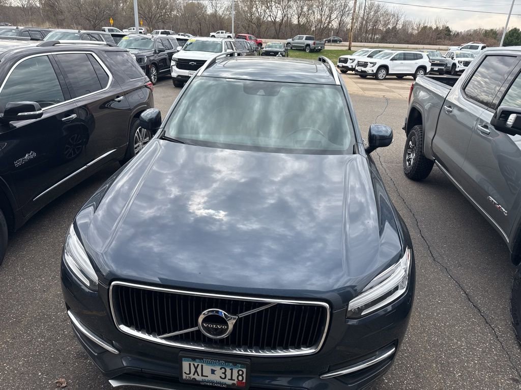 Used 2019 Volvo XC90 T6 Momentum w/ Advanced Package image 12
