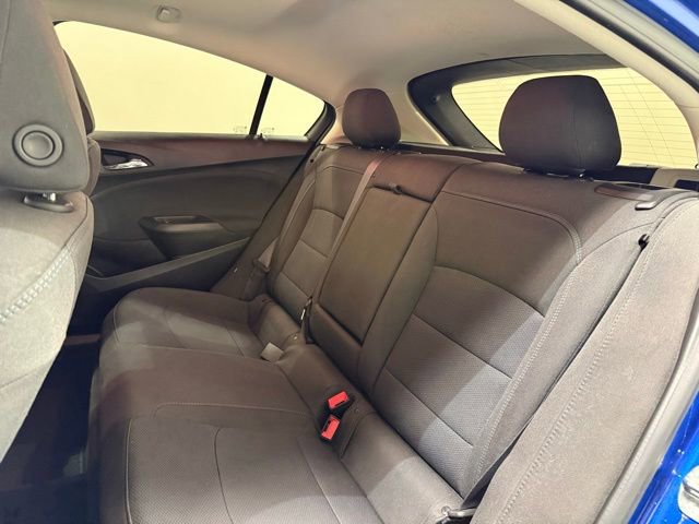 Used 2017 Chevrolet Cruze LT w/ Sun And Sound Package image 24