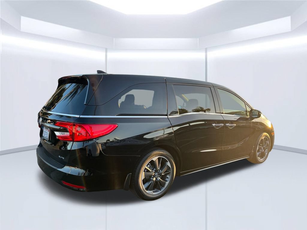 Used 2023 Honda Odyssey Elite image 5