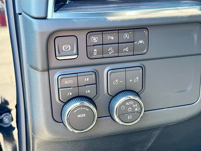 New 2026 Chevrolet Suburban Z71 w/ Comfort Package image 20