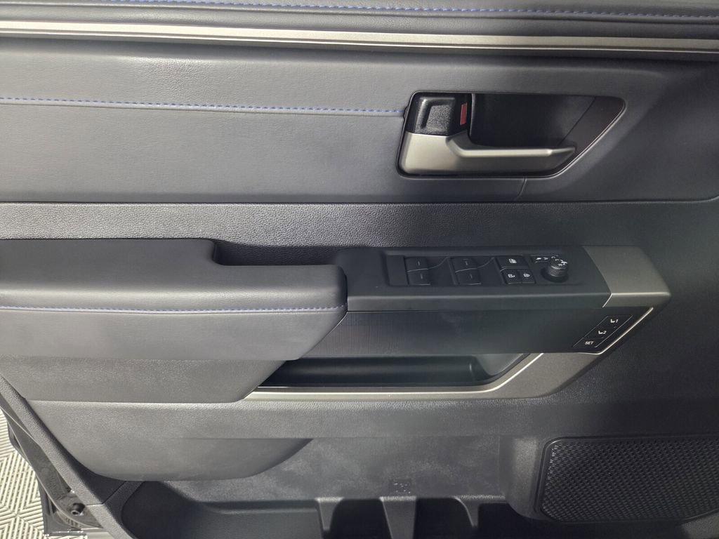 Used 2026 Toyota Sequoia Platinum image 25