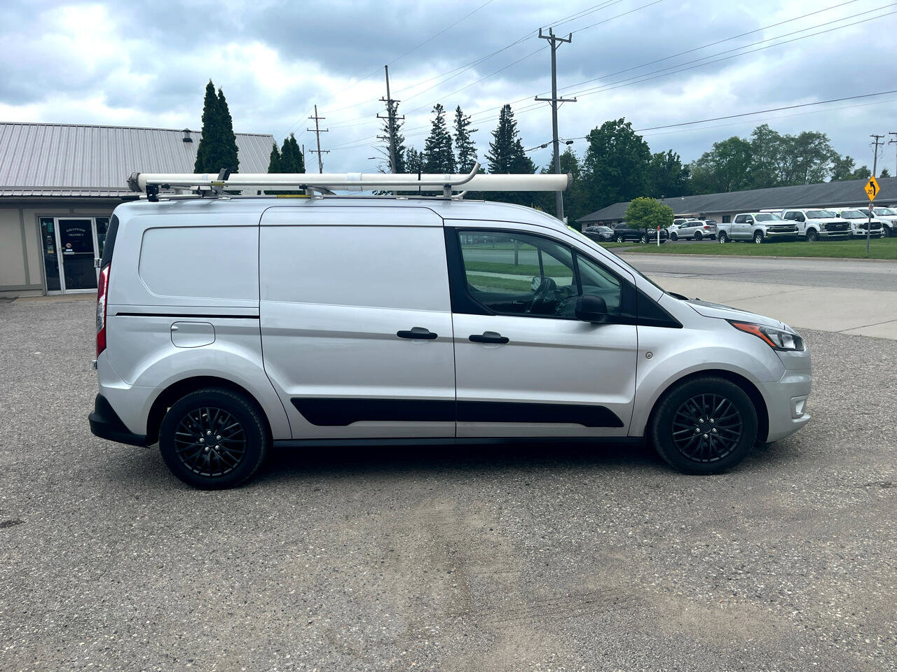 Used 2021 Ford Transit Connect XLT image 6