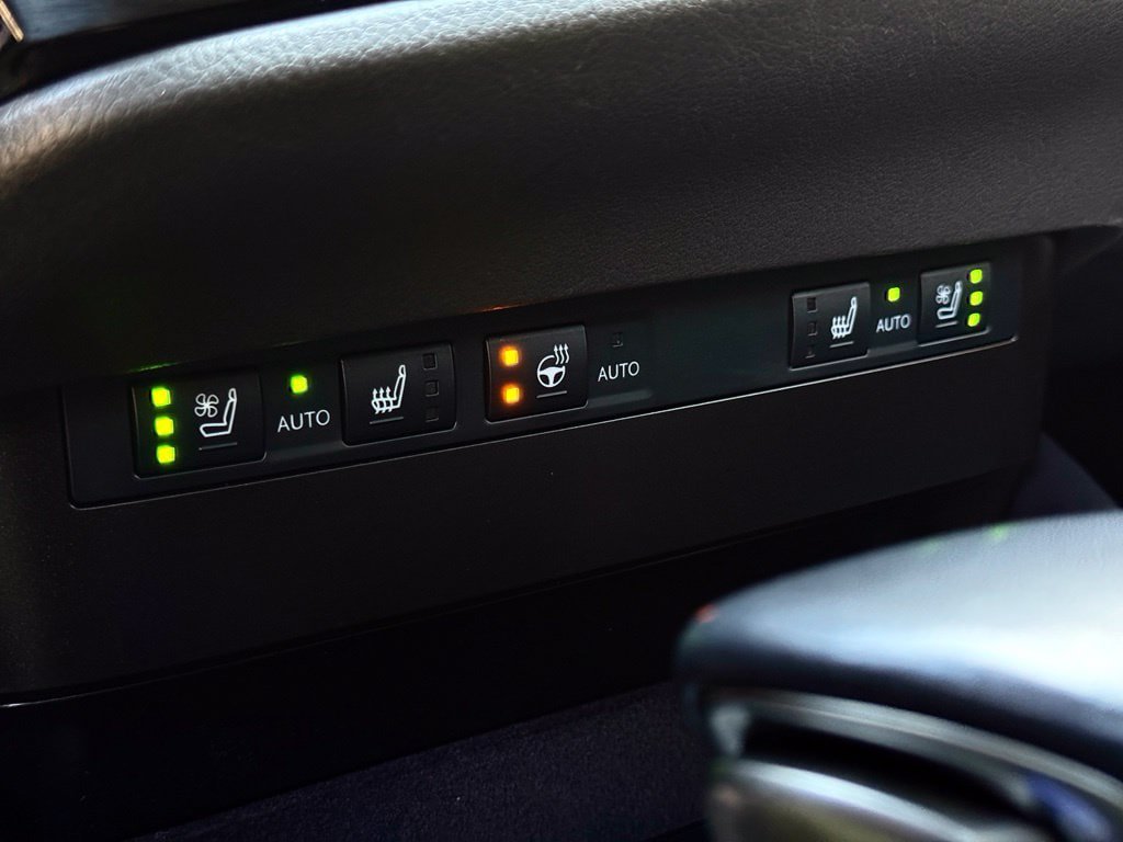 Certified 2025 Lexus ES 300h w/ Premium Package FWD image 24