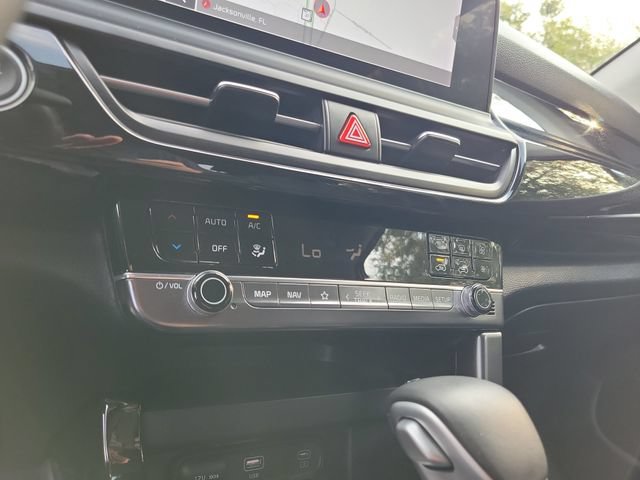 Used 2025 Kia Seltos S FWD image 33