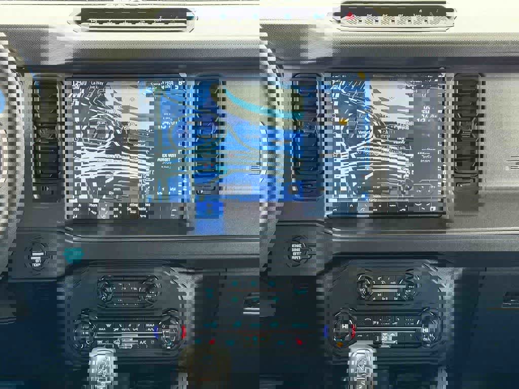 New 2025 Ford Bronco Badlands image 13