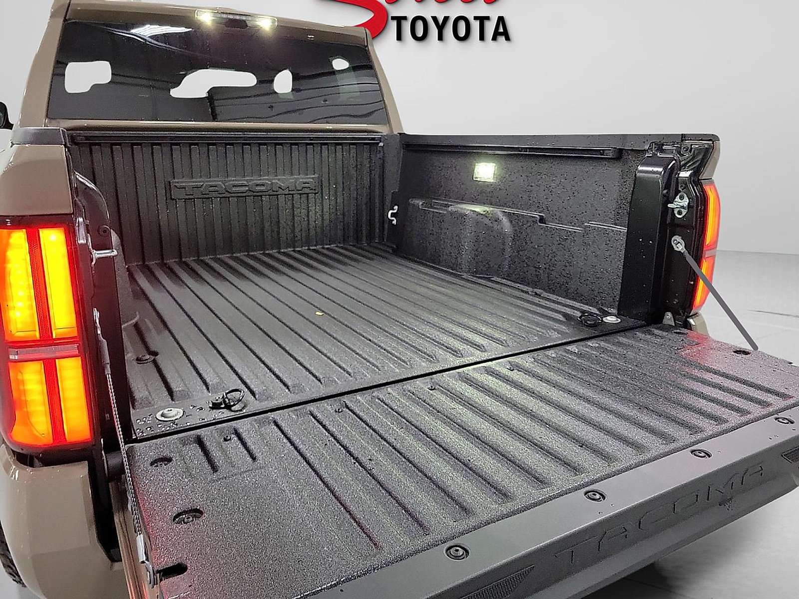 New 2026 Toyota Tacoma TRD Off-Road AWD/4WD image 7