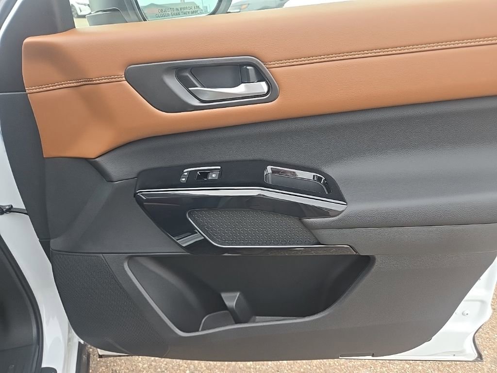 New 2026 Nissan Pathfinder Platinum image 29