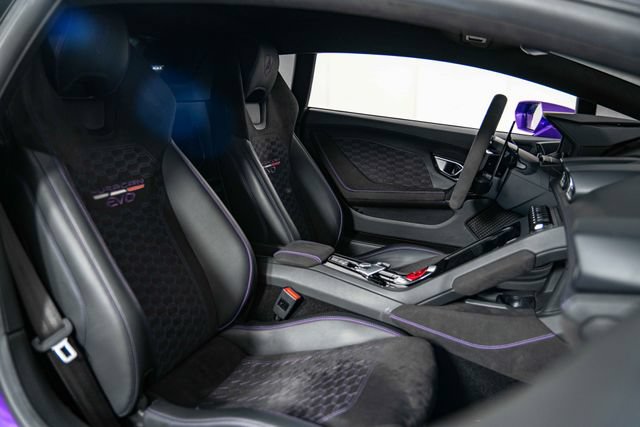 Used 2021 Lamborghini Huracan EVO RWD image 27