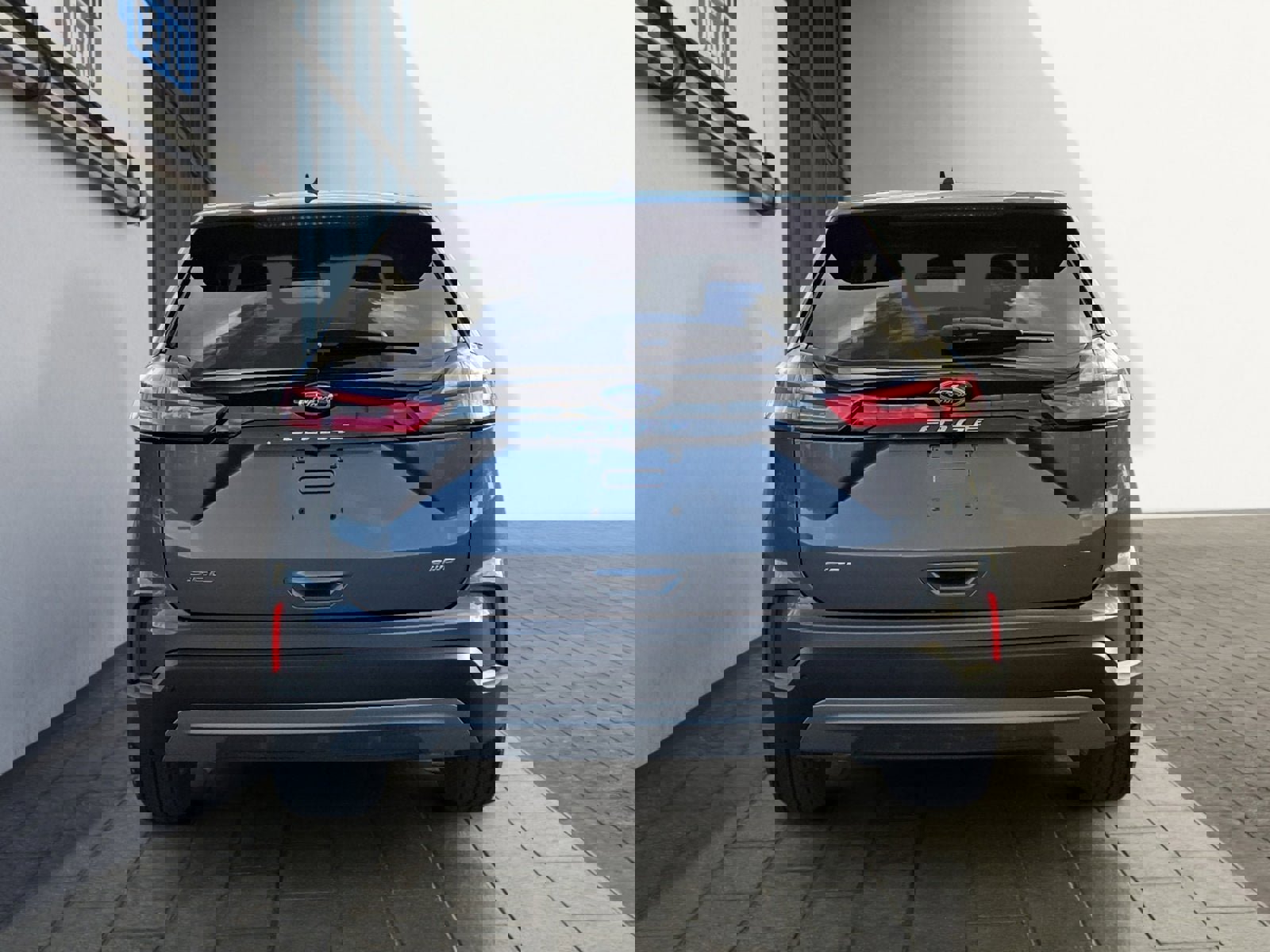 Certified 2022 Ford Edge SEL w/ Convenience Package image 4