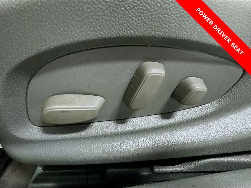 Used 2015 Chevrolet Impala LT image 27