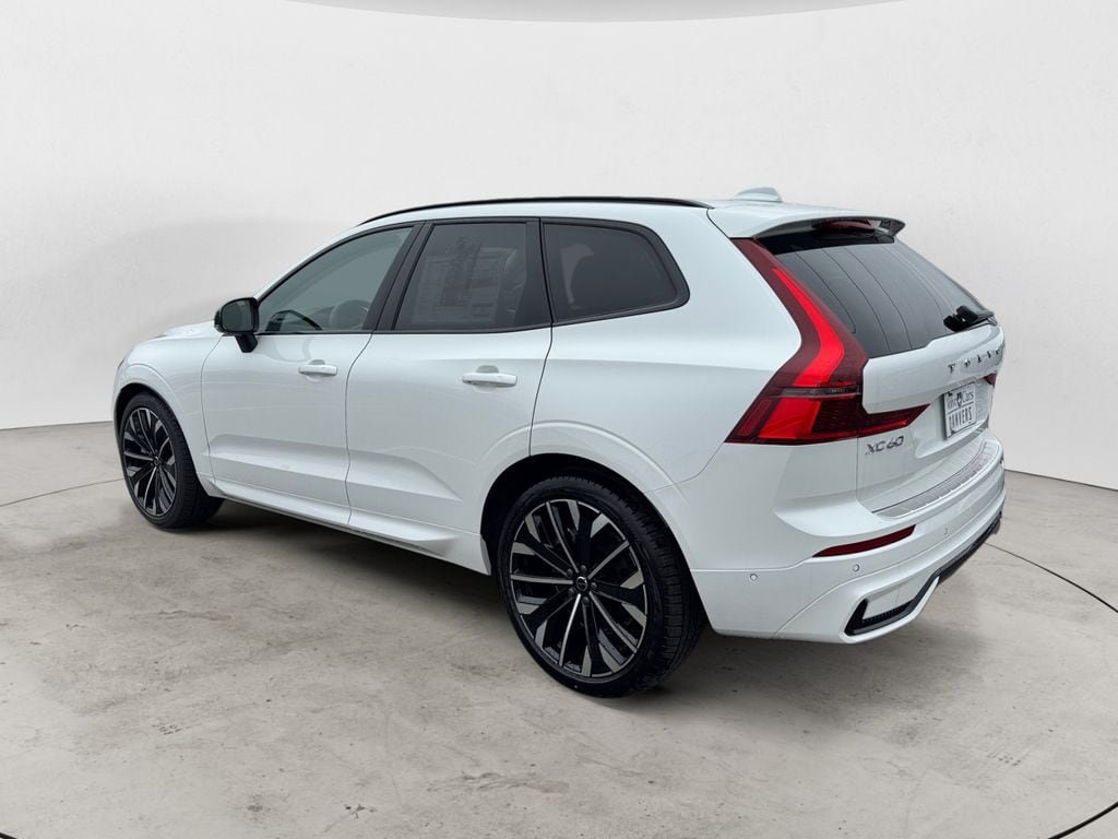 New 2026 Volvo XC60 B5 Ultra w/ Protection Package Premier AWD/4WD image 4