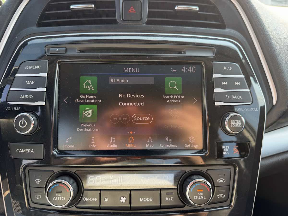 Used 2022 Nissan Maxima SL FWD image 34