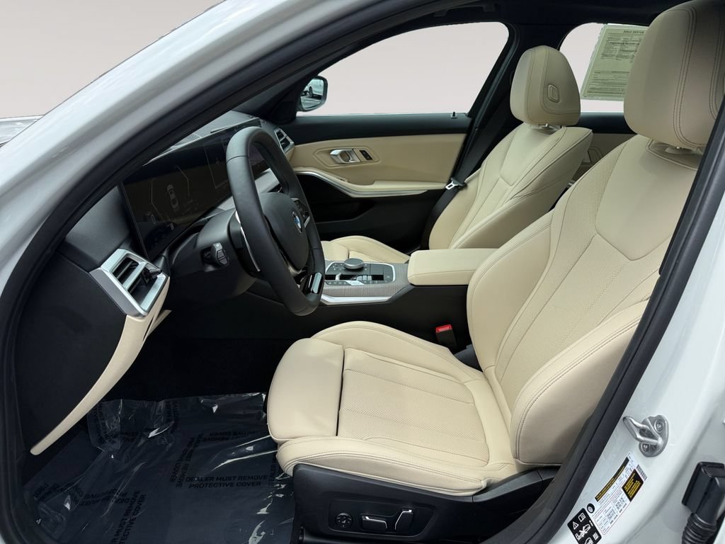 Certified 2026 BMW 330i xDrive Sedan AWD/4WD image 9