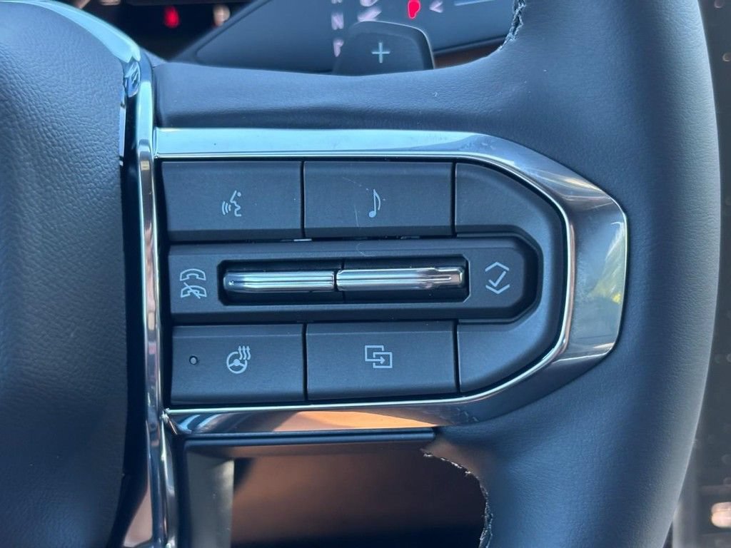 New 2026 GMC Terrain Elevation w/ Elevation Premium Package FWD image 13