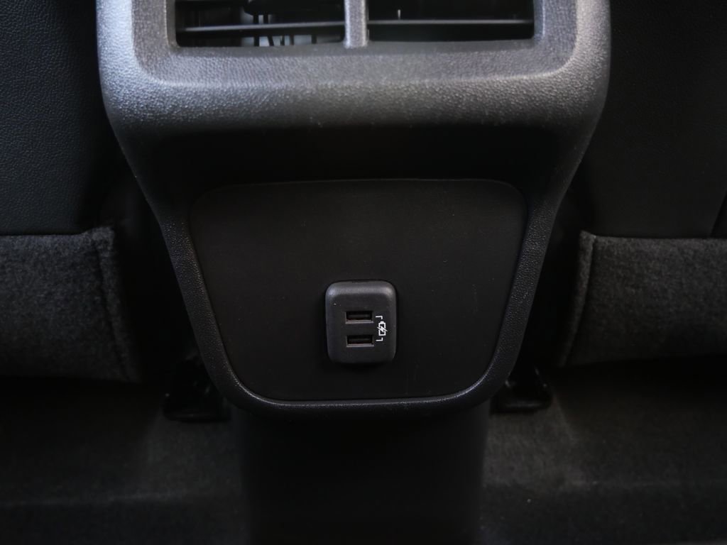 Used 2023 Chevrolet Equinox RS AWD/4WD image 26