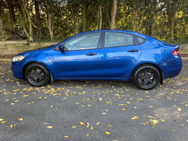 Used 2013 Dodge Dart SE FWD image 2