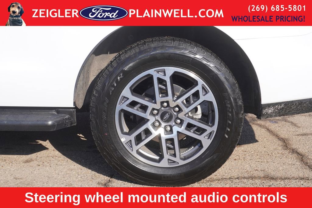 Used 2025 Ford Expedition Active image 9