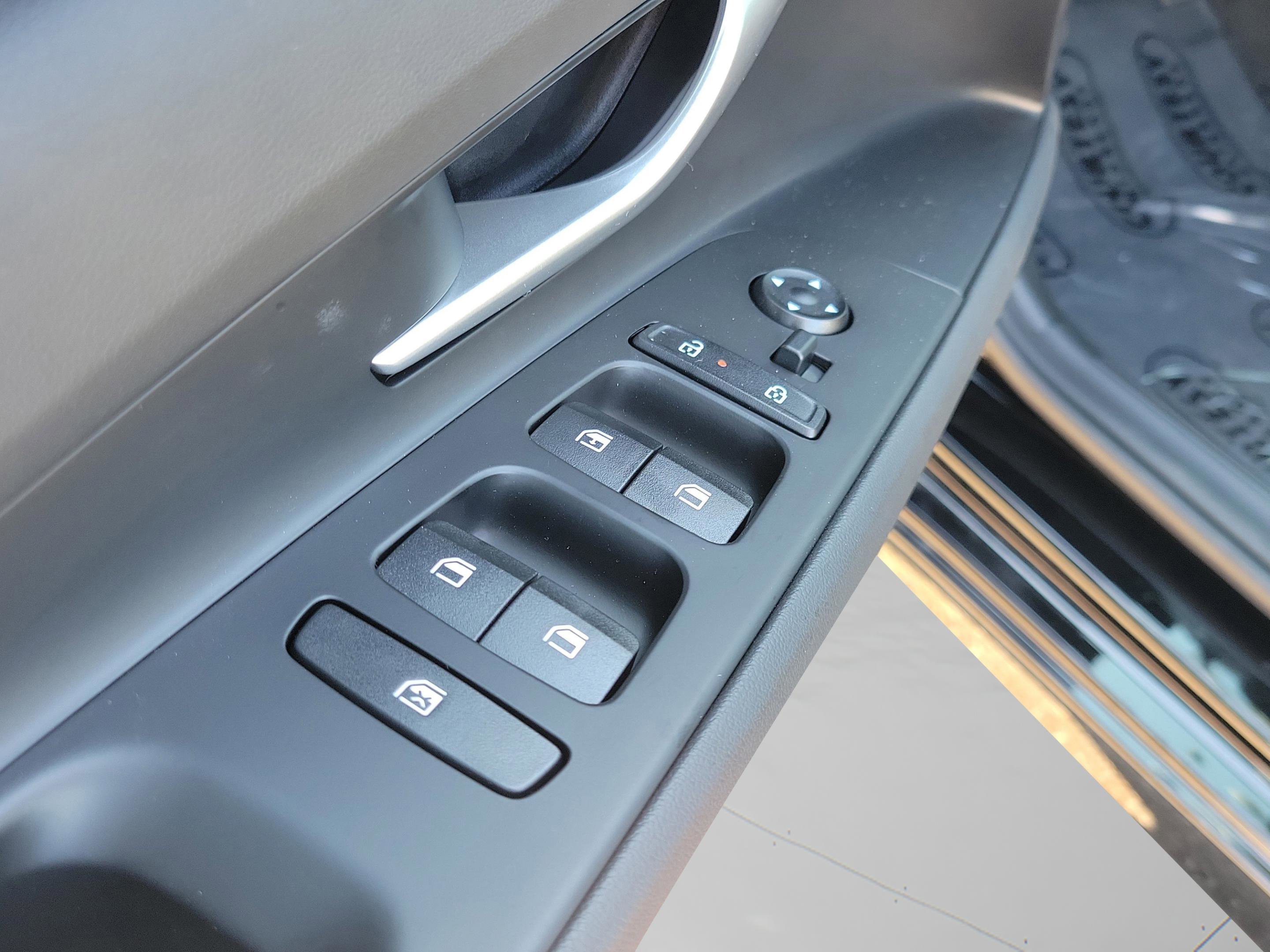 New 2026 Hyundai Elantra SE image 30