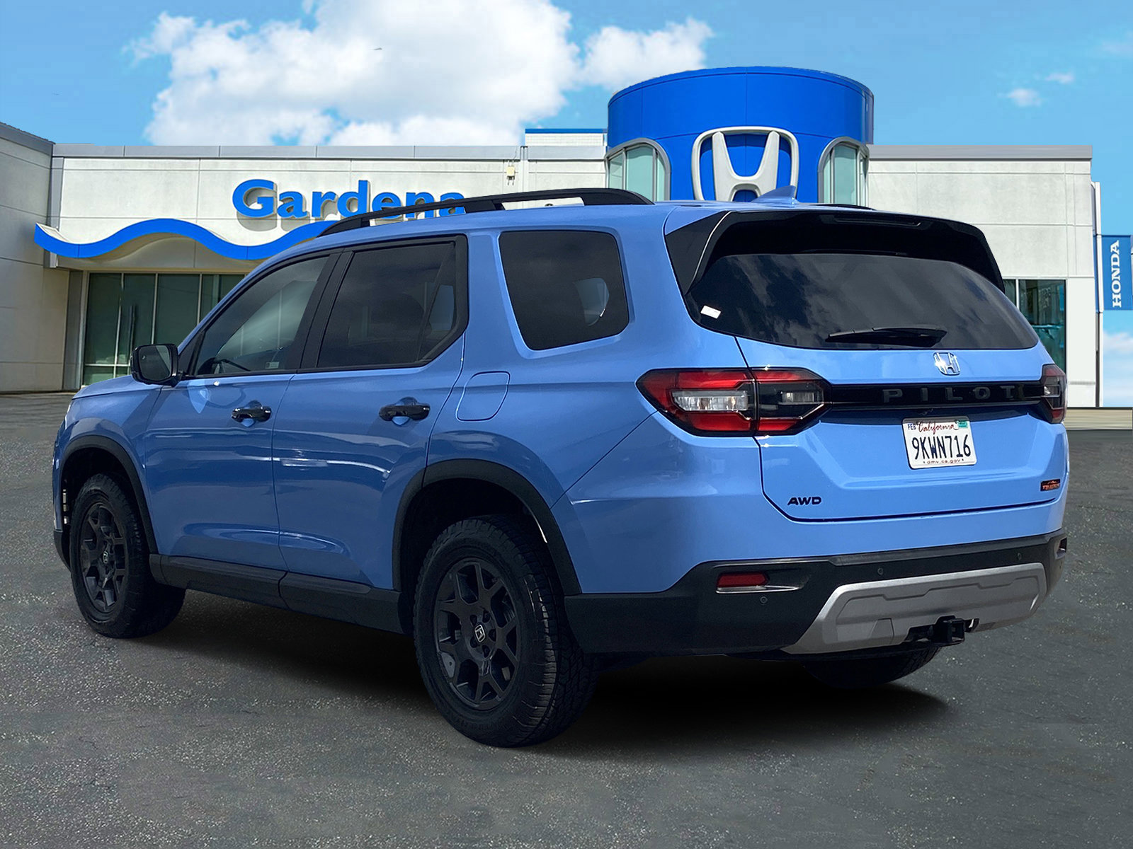 Used 2024 Honda Pilot TrailSport image 4