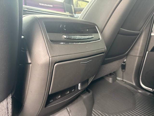 Used 2026 Cadillac Escalade Platinum Sport w/ LPO, ONYX Package AWD/4WD image 13