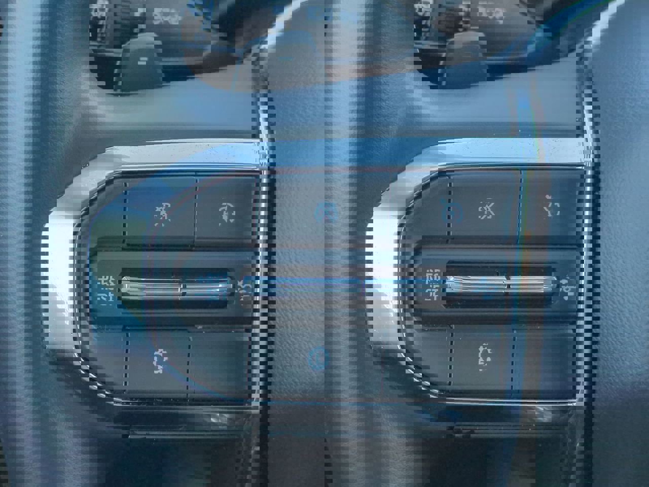 Used 2025 GMC Acadia Elevation image 25