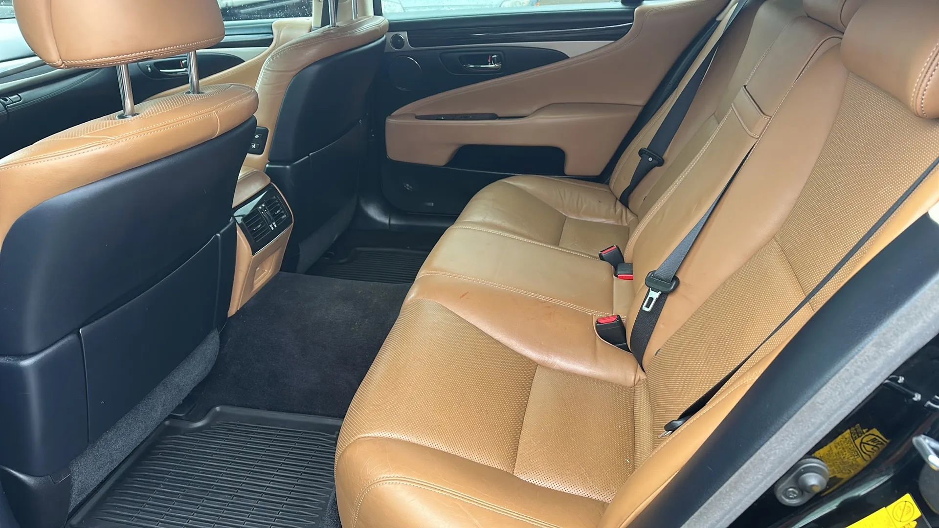 Used 2013 Lexus LS 460 L image 10