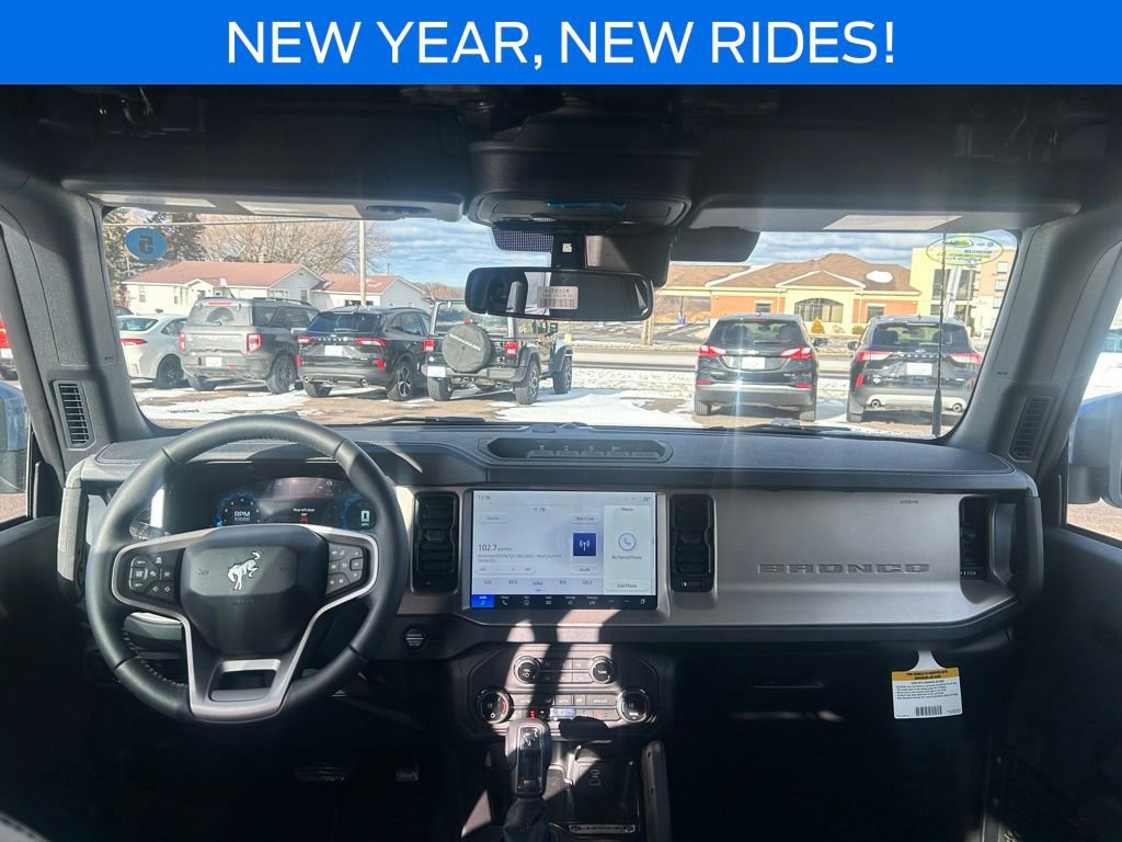 New 2025 Ford Bronco Outer Banks w/ Sasquatch Package AWD/4WD image 24