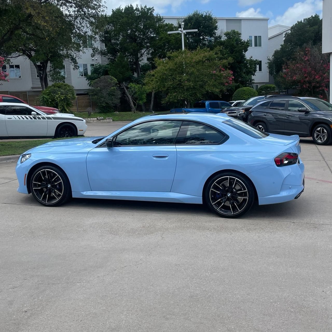 Used 2025 BMW M240i Coupe RWD image 3