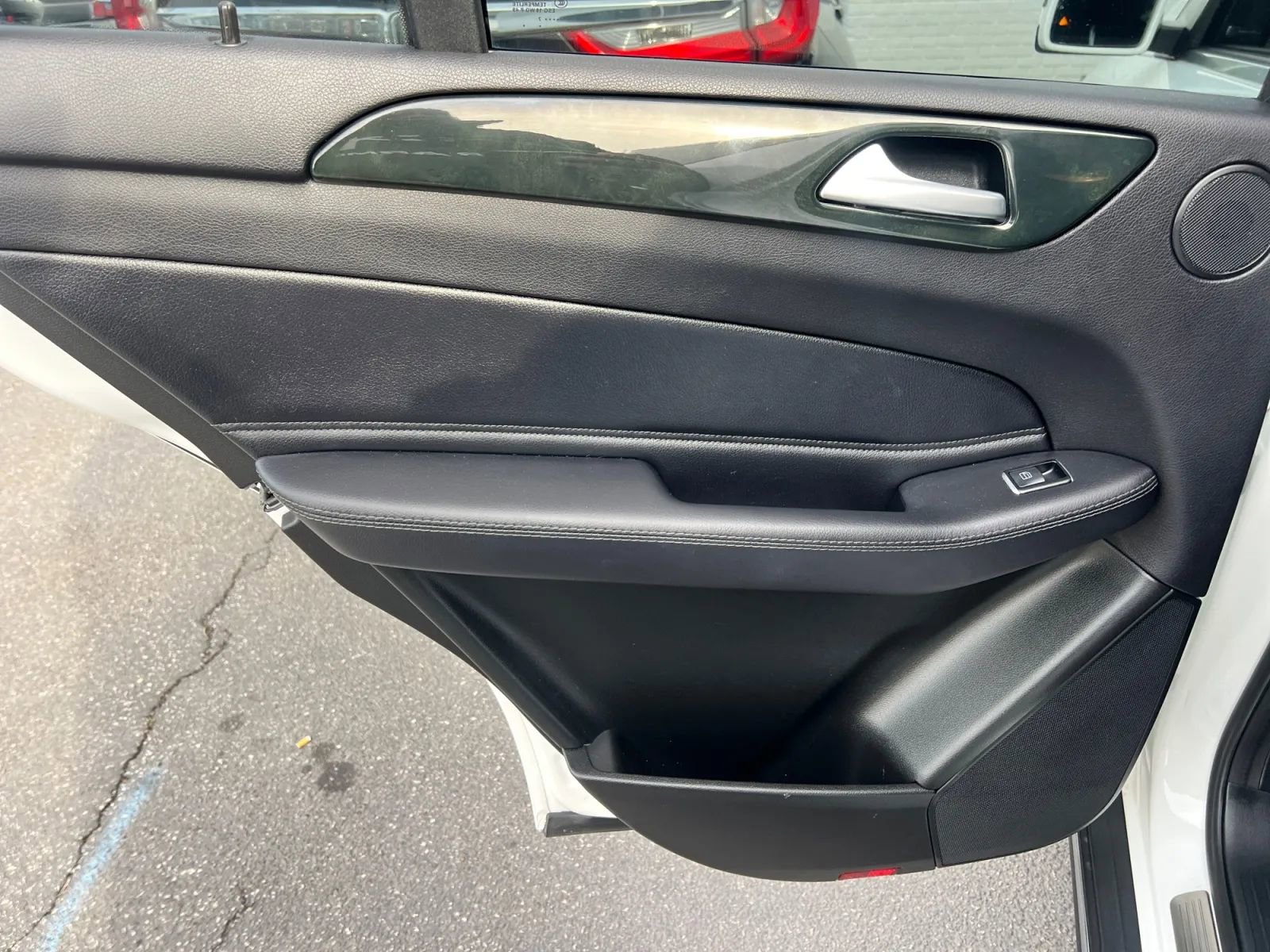 Used 2017 Mercedes-Benz GLE 350 4MATIC w/ Premium 1 Package image 24