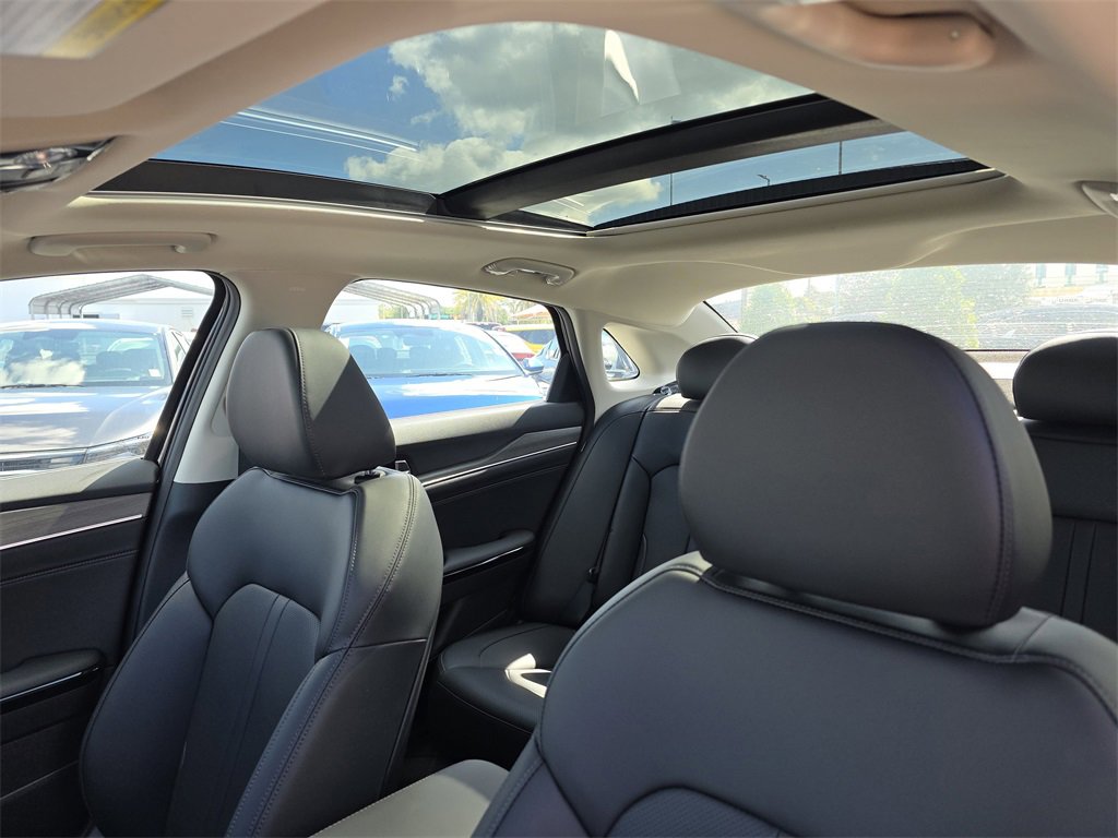 New 2026 Kia K5 EX image 22