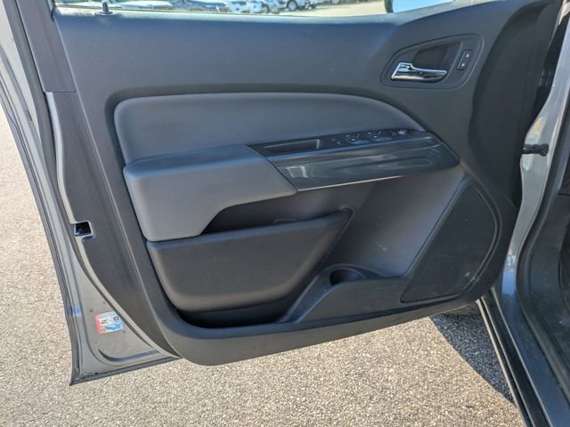 Used 2021 Chevrolet Colorado Z71 w/ Safety Package AWD/4WD image 10