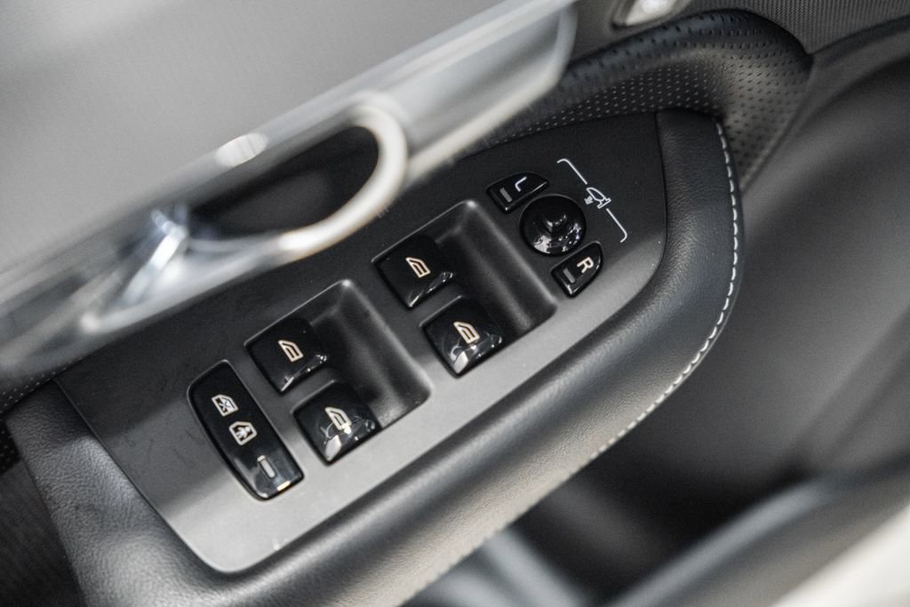 Used 2019 Volvo XC90 T5 R-Design w/ Protection Package Premier image 44