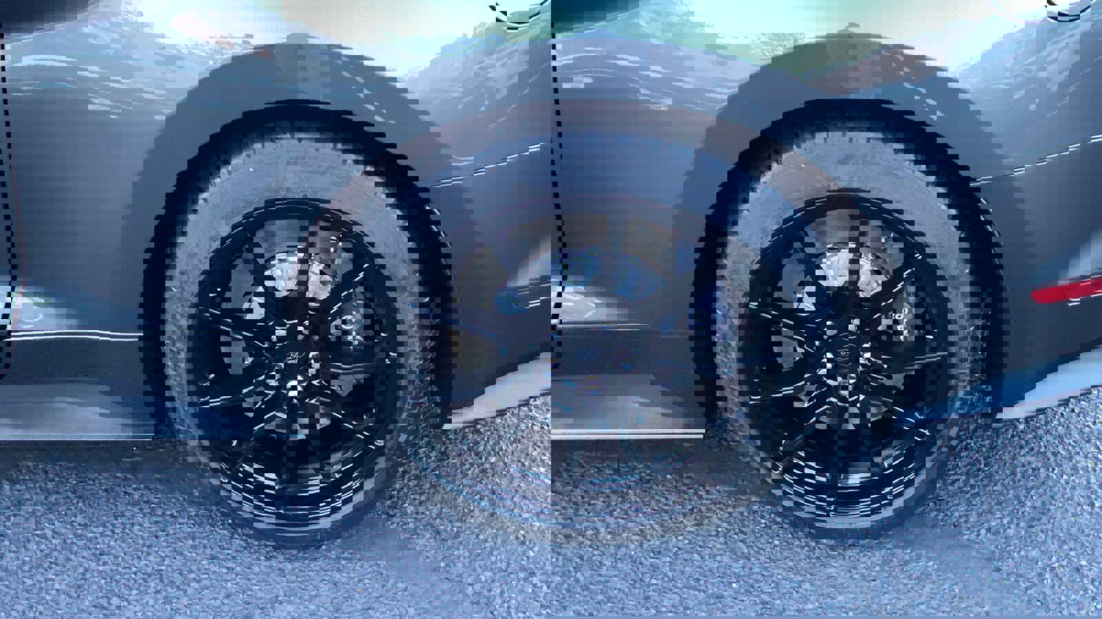 Used 2020 Ford Mustang Shelby GT350 w/ Technology Package image 24