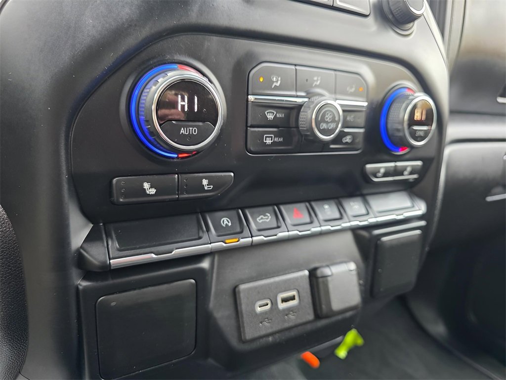 Used 2020 Chevrolet Silverado 1500 LT w/ All-Star Edition image 24