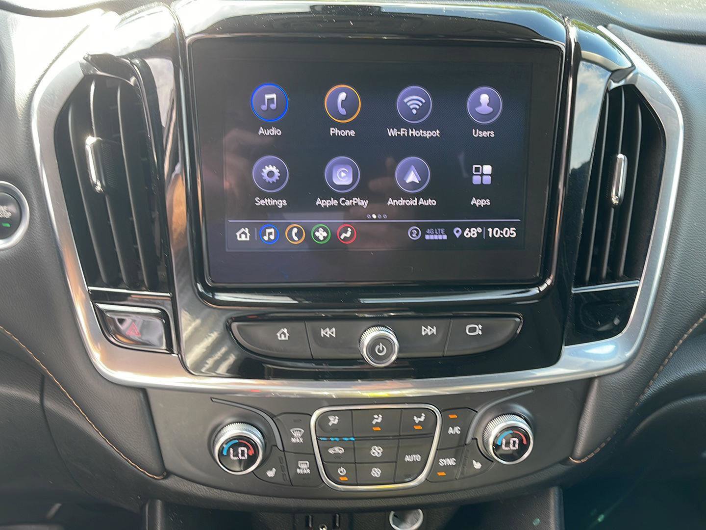 Used 2020 Chevrolet Traverse LT image 20