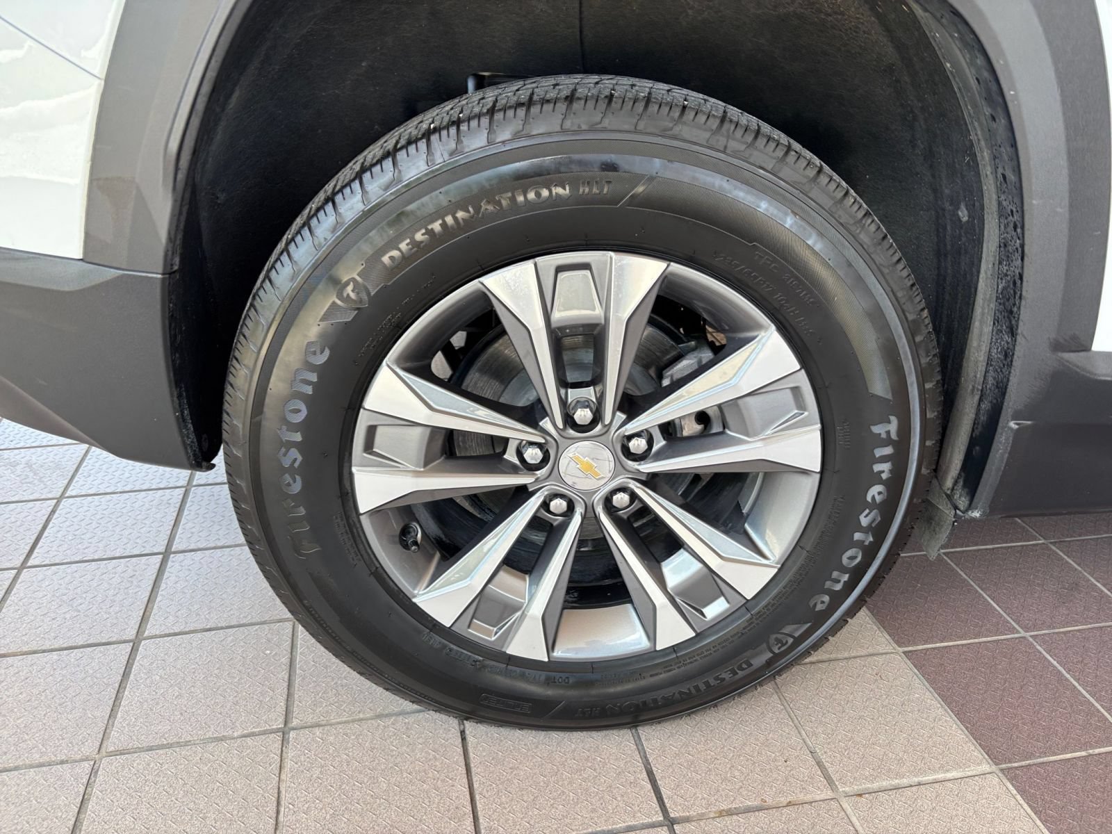 Used 2025 Chevrolet Equinox LT FWD image 32