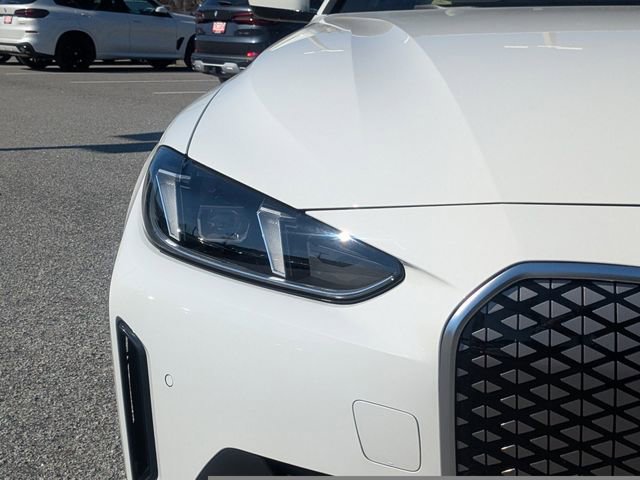 Used 2025 BMW i4 eDrive40 w/ Premium Package image 10