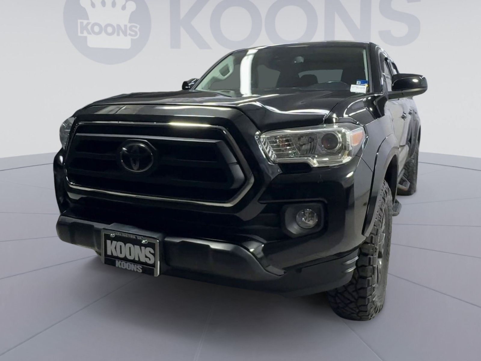 Used 2021 Toyota Tacoma SR5 RWD image 10