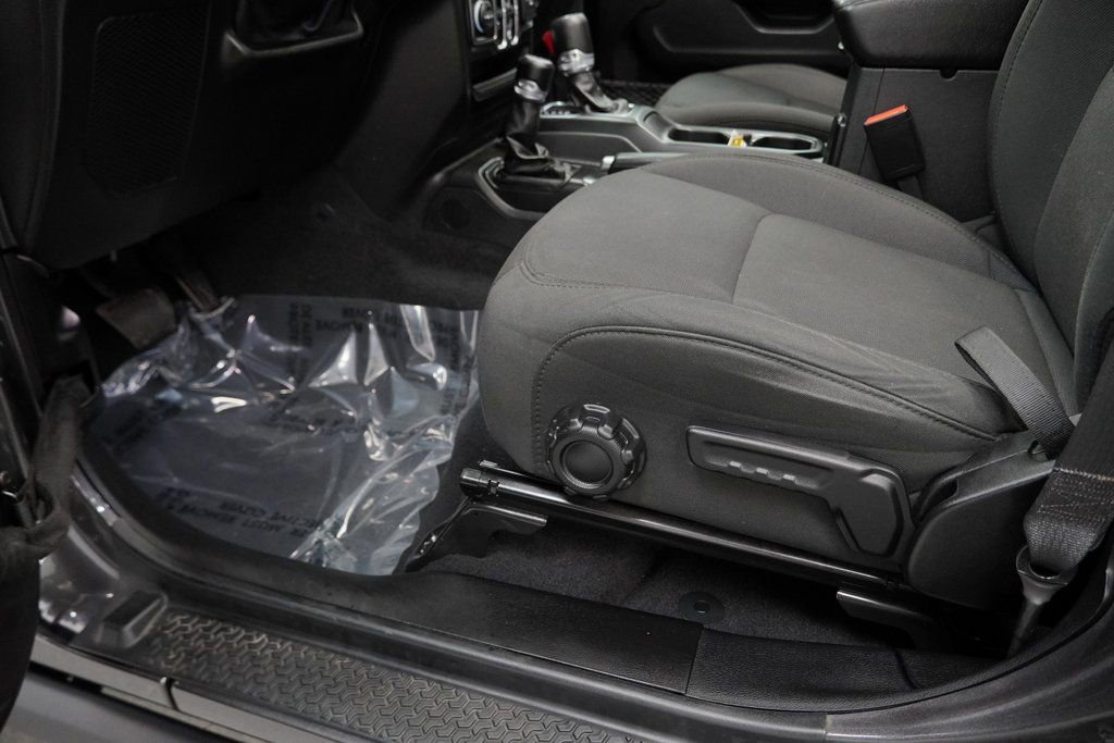 Certified 2021 Jeep Wrangler Unlimited Willys image 43