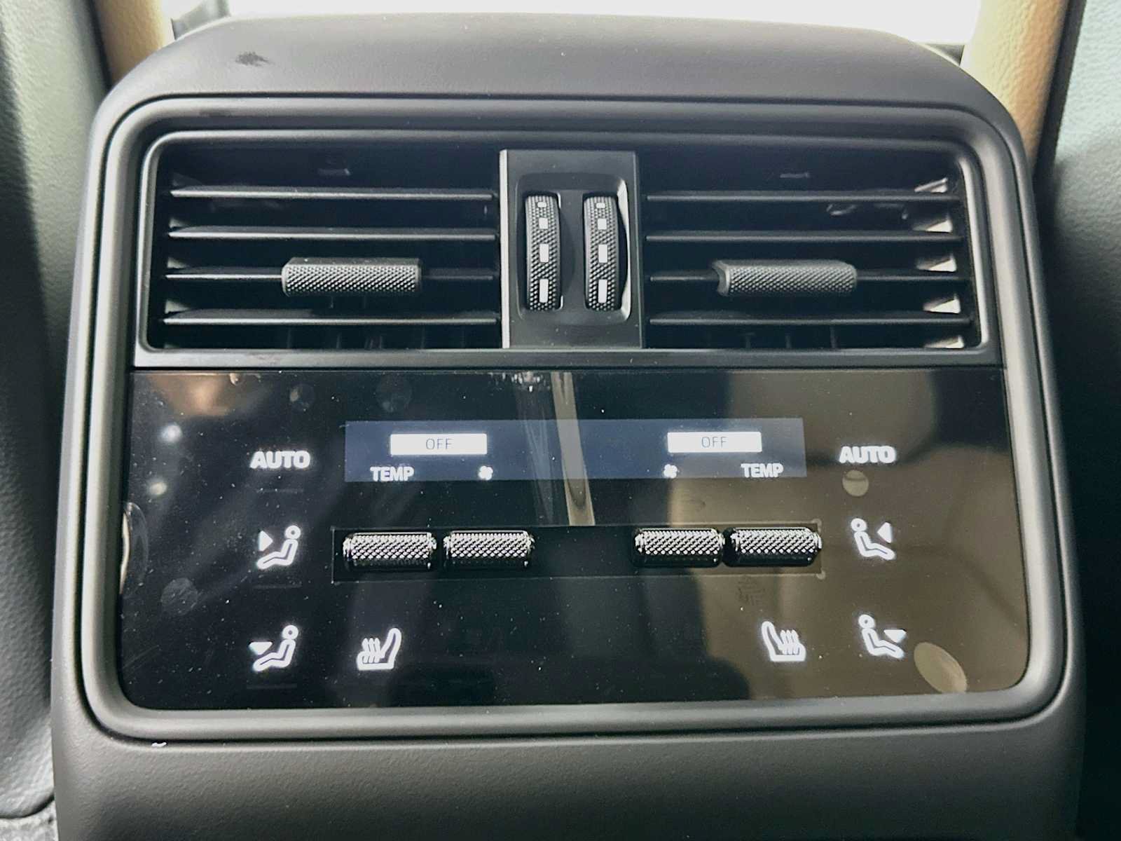 New 2026 Porsche Cayenne AWD/4WD image 25
