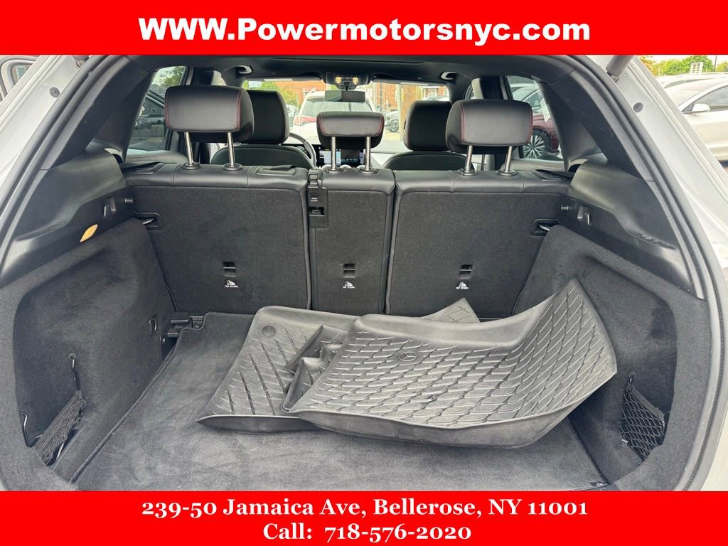 Used 2022 Mercedes-Benz GLA 35 AMG 4MATIC w/ Premium Package Lite image 30