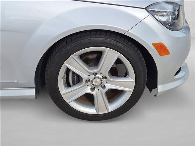 Used 2011 Mercedes-Benz C 300 Sedan image 23