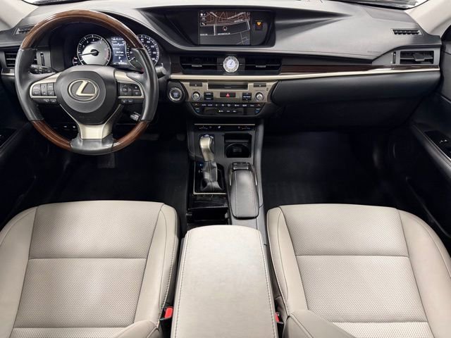 Used 2018 Lexus ES 350 w/ Navigation System Package image 16